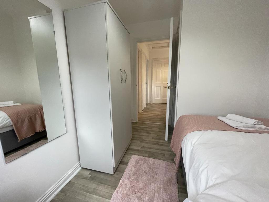 에어드리 Ferguson House 빌라 외부 사진