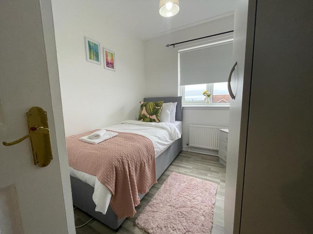 에어드리 Ferguson House 빌라 외부 사진